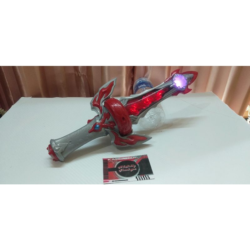 Bandai:Dx taiga tri blade อุปกรณ์ร่างสุดยอดอุลตร้าแมนไทกะ