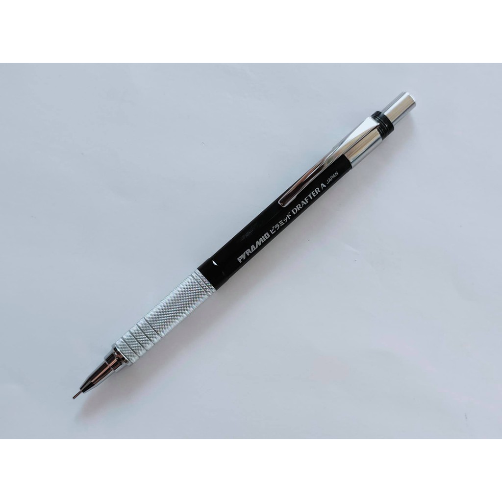 ดินสอกด PYRAMID DRAFTER A ด้ามโลหะ ขนาดไส้ 0.3 มม.