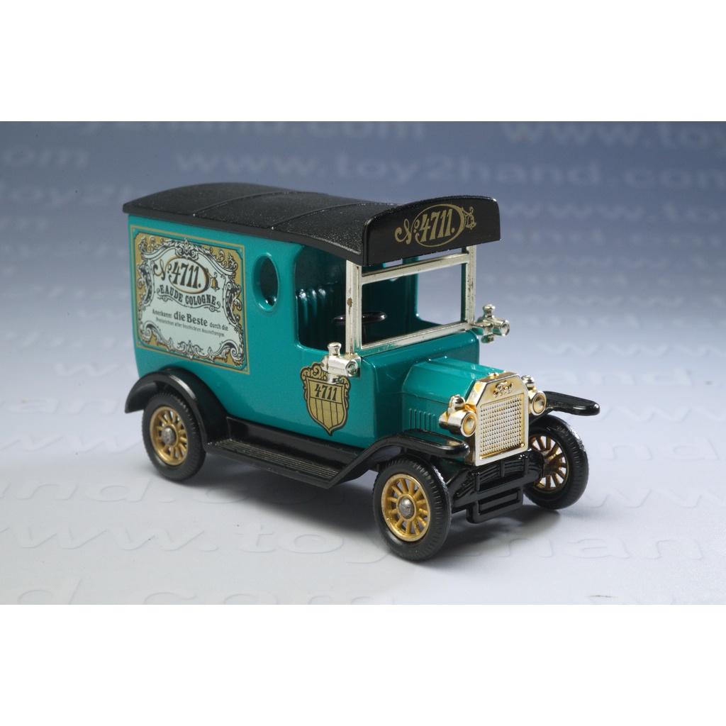 No.2040 โมเดลรถเหล็ก Lledo No.6-8-33-065A-1920 Model T Ford Van (4711 EAUDE COLOGNE) ผลิตในอังกฤษ ปี