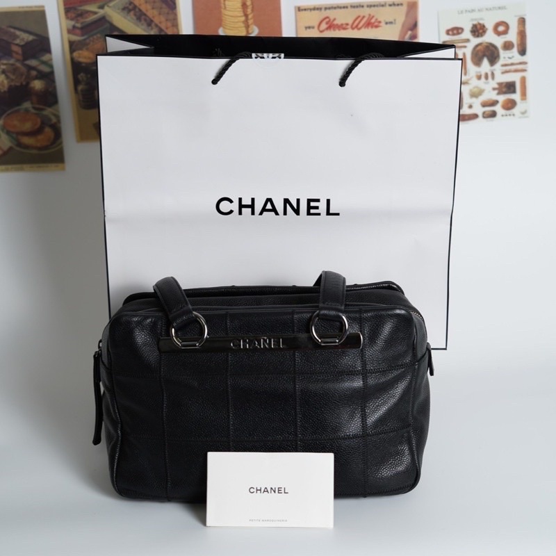 CHANEL PRE-OWNED Vintage Chanel Choco Bar Caviar Leather Shoulder Bag