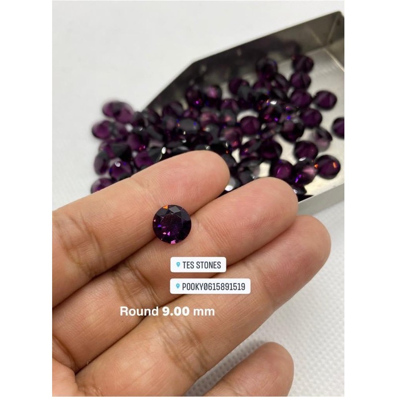 พลอยกระจกม่วงมังคุด ขนาด 9 มิล สีพิเศษ PURPLE MANGOTEEN GLASS STONE ROUND SIZE ROUND 9.00 MM