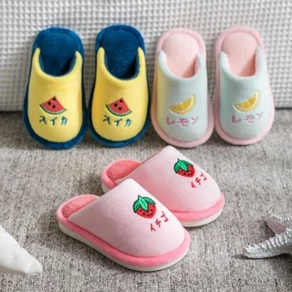 พร้อมส่ง! รองเท้าแตะเด็ก ลายมังกร ใส่ในบ้าน สลิปเปอร์เด็ก น่ารัก ขนนุ่ม ใส่สบาย