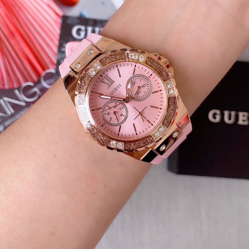 (ผ่อน0%) นาฬิกา สายซิลิโคน สีชมพู 39 มม. Guess Women's Rose Gold Tone Pink Multifunction Watch  U1053L3 w1053L3 โรสโกลด์
