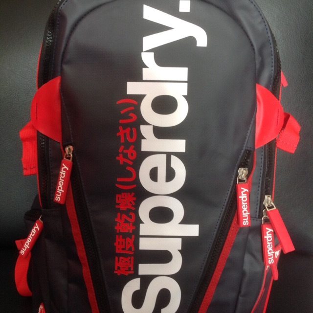 กระเป๋าเป้ SuperDry รุ่น Tarpaulin Backpack ราคา2,250บาท