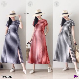 J3997 Dress แม็กซี่เดรสยาว ผ้าทอ ลายสก็อต ผ่าหน้า Long maxi dress, woven fabric, plaid pattern, front slit