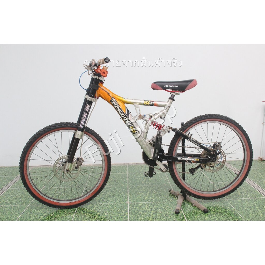 จักรยานเสือภูเขาญี่ปุ่น - ล้อ 26 นิ้ว - มีเกียร์ - อลูมิเนียม - มีโช๊ค - Disc Brake - Mongoose - สีขาว [จักรยานมือสอง]