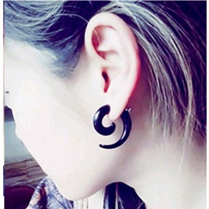 พร้อมส่ง ต่างหู HipHop Style ใส่ได้ทั้งชายหญิง มีหลายขนาด