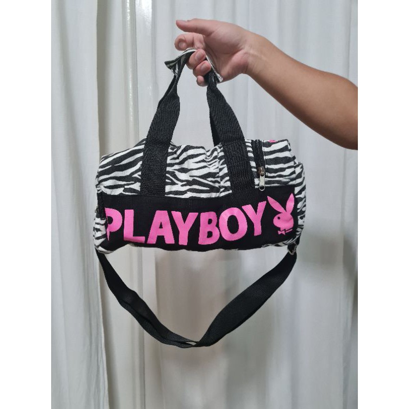 กระเป๋าถือมือสอง ลายม้าลาย playboy  ♡♡♡