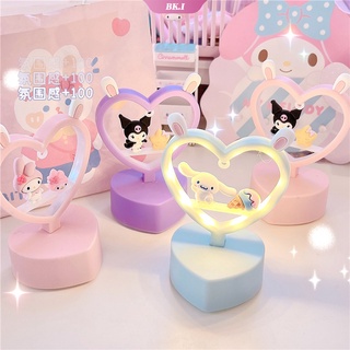 SANRIO โคมไฟตั้งโต๊ะ รูปหัวใจ Mymelody Kuromi ขนาดเล็ก ของเล่นสําหรับนักเรียน