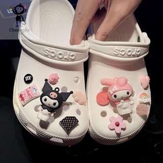 🔥จิ๊บบิทตัวติดรองเท้ามีรู รูปแบบการ์ตูน ตัวติดรองเท้า crocs DIY ตุ๊กตาติดรองเท้า  ตกแต่งสวยงาม สไตล์น่ารัก