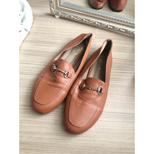 รองเท้าหนังสีส้ม หนังอย่างดี แบรนด์ billy shoes ไซส์40