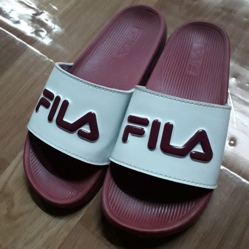 SALE รองเท้าแตะ Fila แท้ มือสอง