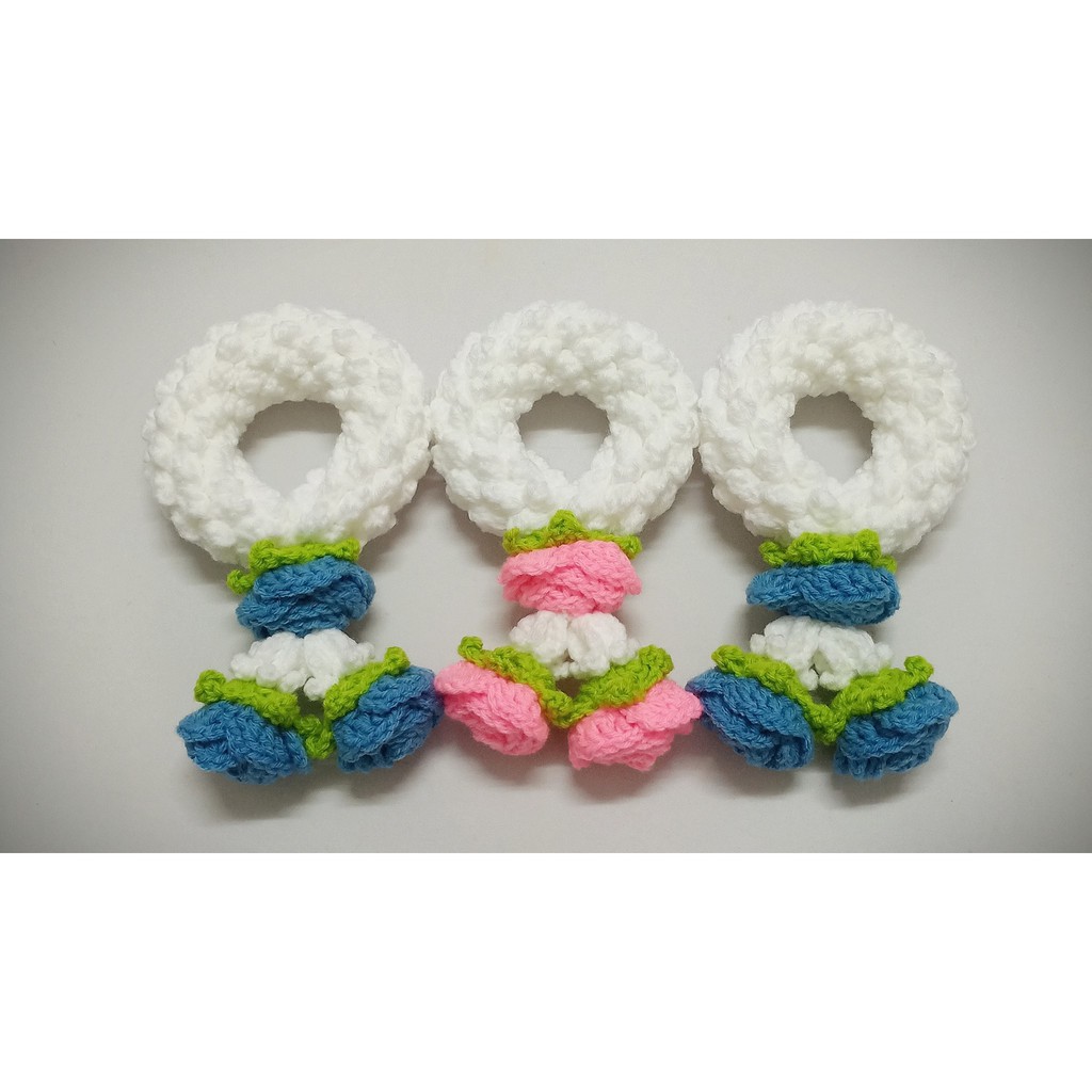 พวงมาลัย พวงมาลัยวันแม่ พวงมาลัยไหมพรม เลือกสีได้ มีบริการเก็บปลายทาง ส่งของทุกวัน