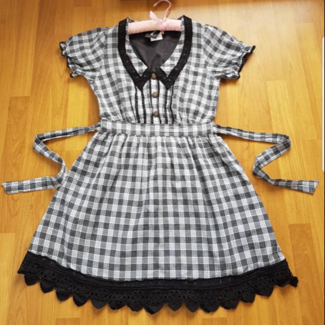 Sale🇯🇵เดรสลายสก็อต แบรนด์ axes famme🇯🇵