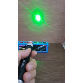 เลเซอร์ สีเขียว 500 mW Green Laser pointer ปรับไฟได้2 แบบระยะส่อง 2 กม แบบชาร์จไฟได้ ผ่านหัว USB JX-LG11