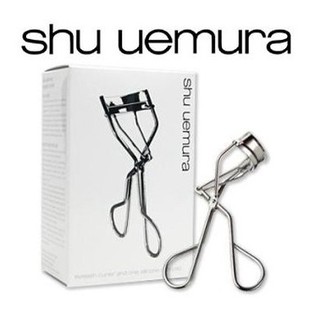 ที่ดัดขนตา Shu Uemura Eyelash Curler ที่ดัดขนตาที่ออกแบบมาเพื่อช่วยให้การดัดขนตาสมบูรณ์แบบมากขึ้น