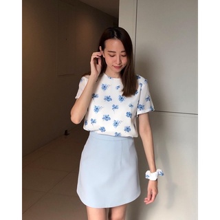 Vince เสื้อคอกลม มีซับใน ใส่ทำงานได้