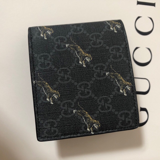 New Gucci short wallet