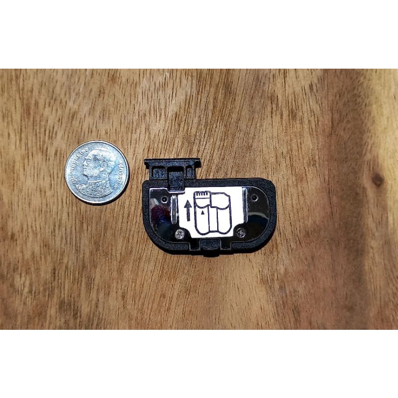 ฝาปิดแบต nikon D7000 D600 D610 D7100 D7200 D7500 Battery Cap