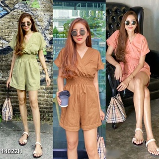 Jumpsuit จั๊มสูทขาสั้น คอวี แขนสั้น