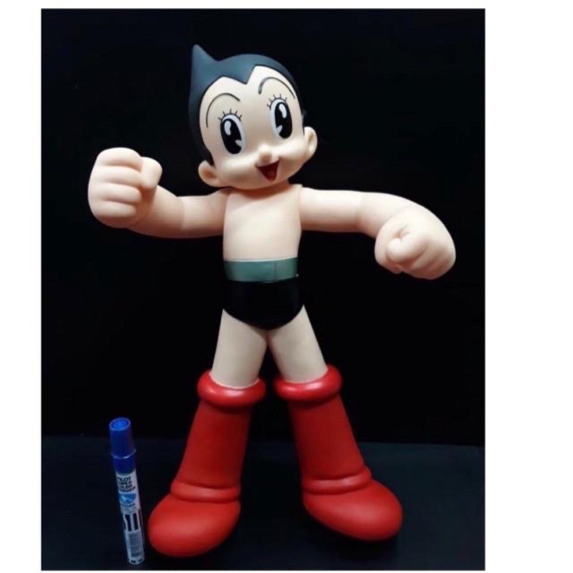 โมเดลเจ้าหนูอะตอม Atom & KAWS