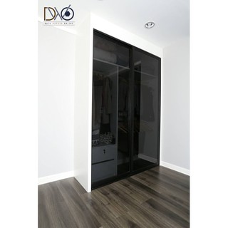 ตู้เสื้อผ้าบานเลื่อนบิ้วอินกระจกชาดำไม่มีไฟในตู้(Built-in Sliding Door Wardrobe)