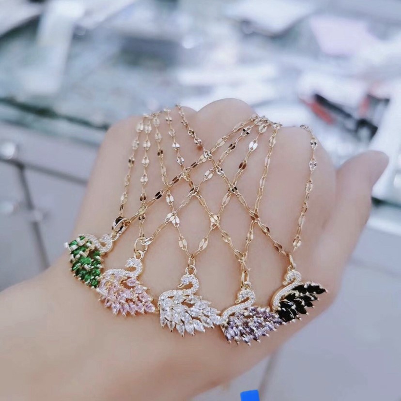 สร้อยคอ พร้อมจี้หงส์ swarovki ประดับคริสตัล มีให้เลือก 5 สี สร้อยคอสไตล์แบรนด์ดัง ไม่ลอก ไม่ดำ Hi-en