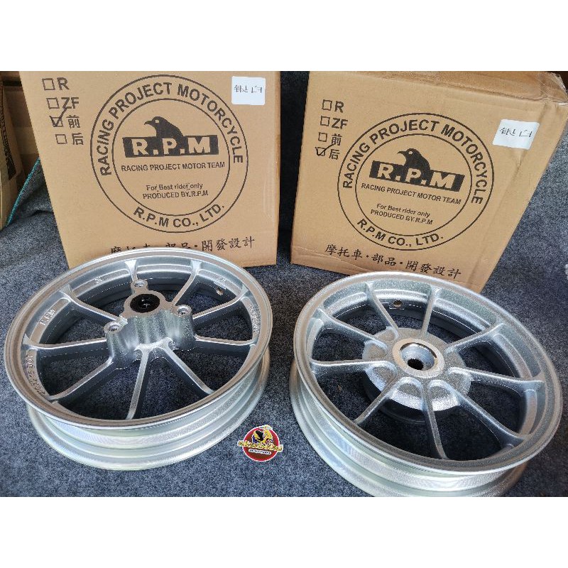 ล้อดิส 9ก้านสีเงินใส่dio​ af18​Af25​af24​af34af35