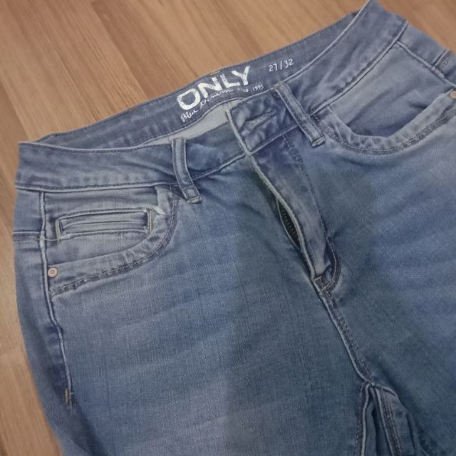 กางเกงยีนส์ มีส่วนลด new ONLY 27/32 บาท ใช้โค้ด 80 ไซส์ PANJZ