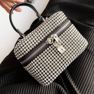 กระเป๋า Crystal Bucket with Crossbody Bag กระเป๋าสะพายข้าง กระเป๋าถือ คริสตัลวิบวับ กระเป๋าแฟชั่น พรีเมียม ถูก ใช้ทุกวัน