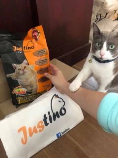 อาหารแมว จัสติโน่ Justino Premium Cat Food