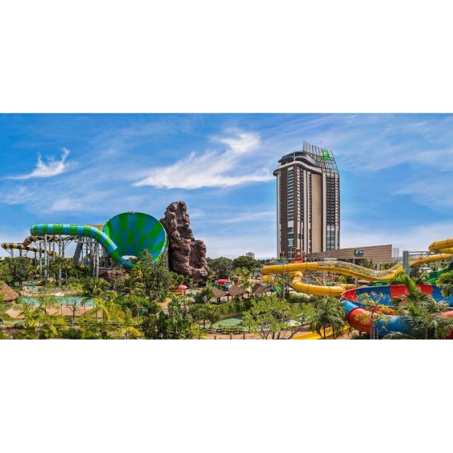 [e-ticket] Holiday inn vana nava หัวหิน  รวมอาหารเช้าผู้ใหญ่ 2 เด็ก 2 และบัตรเข้าสวนน้ำ 2 วัน