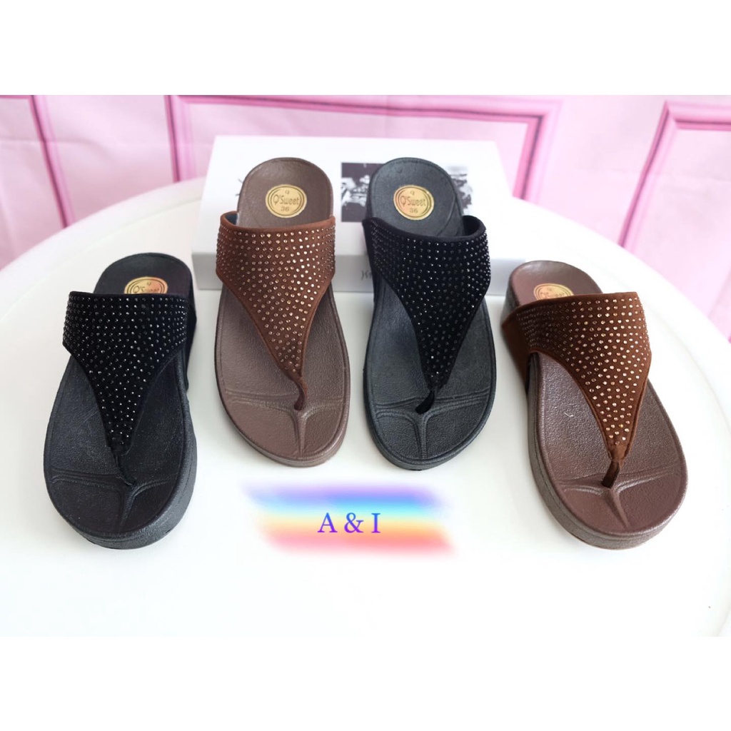 รองเท้าเพื่ออสุขภาพ สไตล์คีบ FlipFlop หน้าเพชร รุ่นขายดี ราคาถูกที่สุด