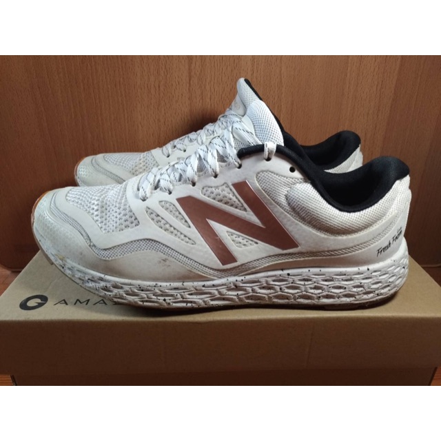 new balance foam white