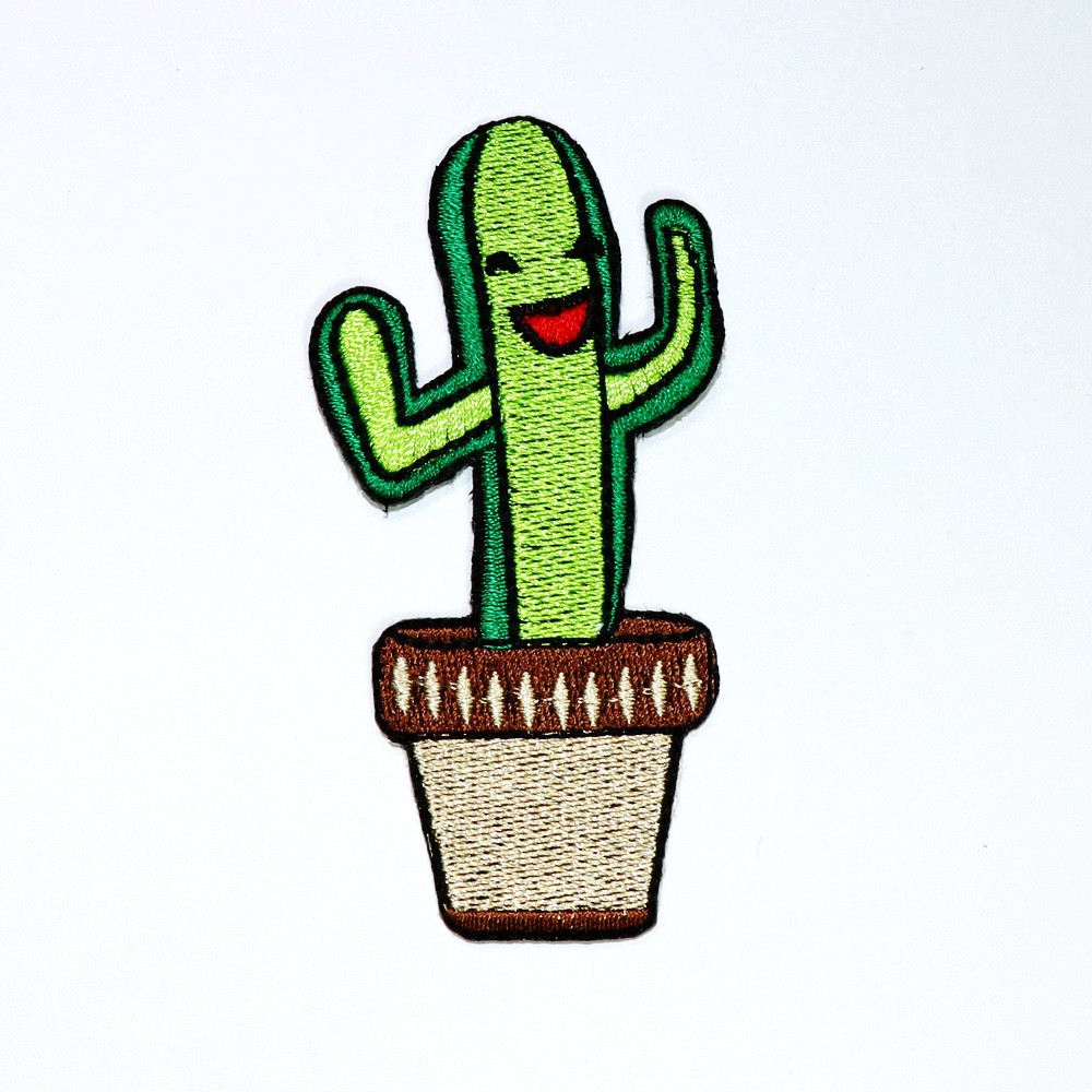 [ ตัวรีดติดเสื้อ ลาย ต้นกระบองเพชร หน้ายิ้ม ] Cactus Patch DIY งานปักตกแต่ง ตัวรีด ติดเสื้อ กระเป๋า 