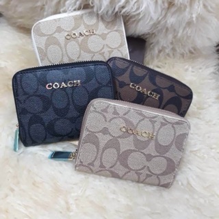 กระเป๋าตังค์ Coach ใบสั้น