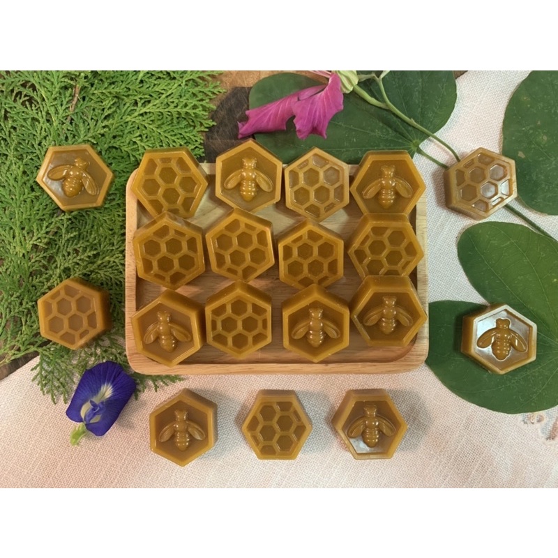 ไขผึ้งแท้จากธรรมชาติ 100% ไม่มีสารเจือปน ไม่มีสารกันบูด Cosmetic Grade ทำลิปบาร์ม ทำเทียน ยาหม่อง อื