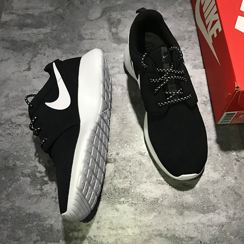 adidas roshe one