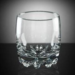 Pasabahce Whisky Glass ( 6 ใบ) แก้ววิสกี้ เเก้วเหล้า เเก้วน้ำสวยๆก้นเหลื่ยม/ 6 ออนช์ (200 cc)