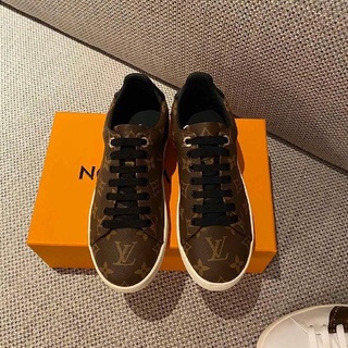 Louis​Vuitton​ 22s sneaker​ VIP