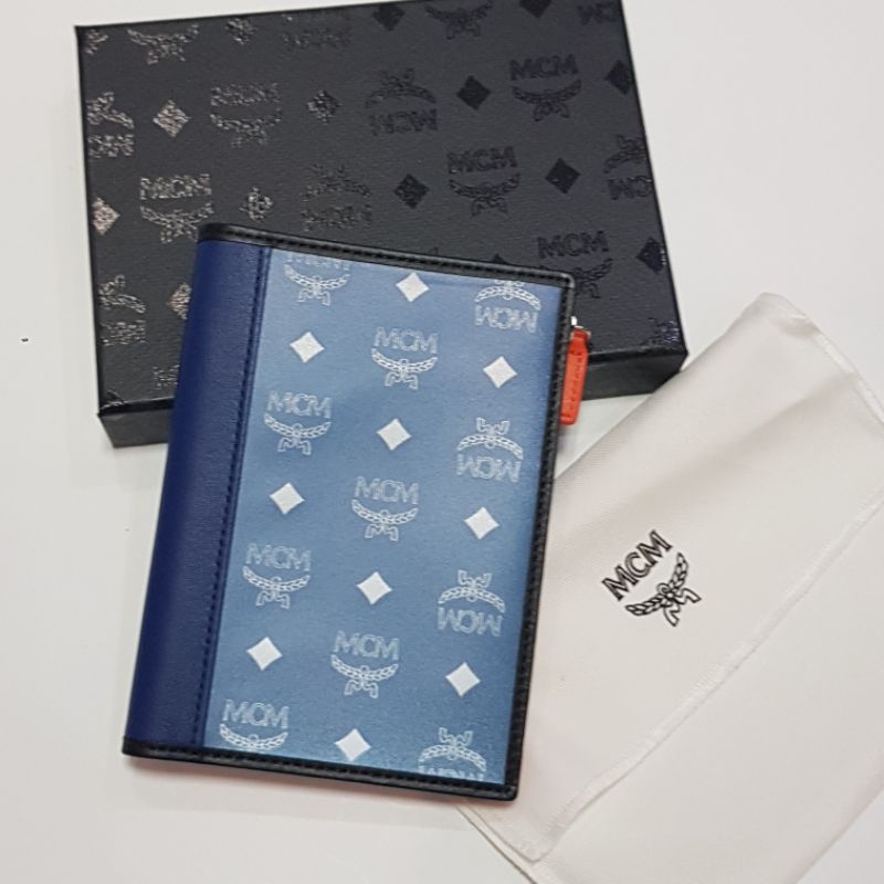 ★ ส่งฟรี กระเป๋าใส่พาสปอร์ต  Mcm Passport Holder พร้อมส่ง ★ New  ของแท้100%