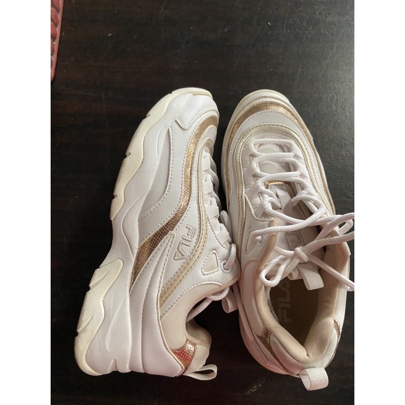 รองเท้าผ้าใบลำลอง FELA ทรงสูงมือสองใส่สองครั้งไชส์ 38