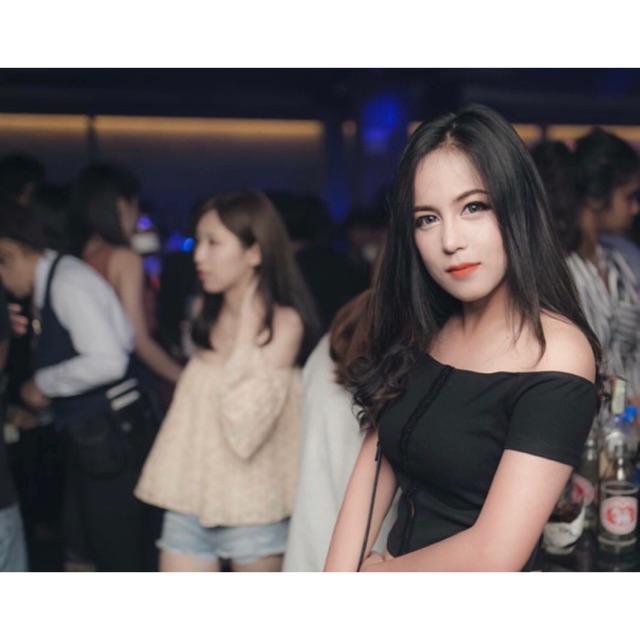 ขายเสื้อเปิดไหล่ topshop size uk8 แท้