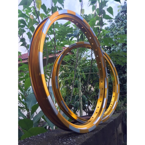 วงล้อ DAEE AkRONT สีทองเข้ม