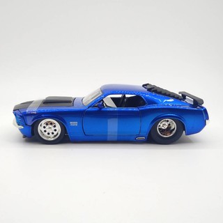 รถโมเดลเหล็ก jada_31647 รุ่น Ford mustang boss 429 ประตู+หน้ารถ เปิดได้ 1:24  สีน้ำเงิน