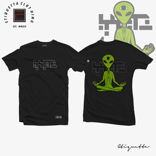 (พร้อมส่ง🇹🇭) เสื้อยืด Xtraterrestrial - Alien Shirt - ETQT - Yoga Alien อะนิเมะการ์ตูนรูปแบบ Unisex เสื้อยืดคอกลม