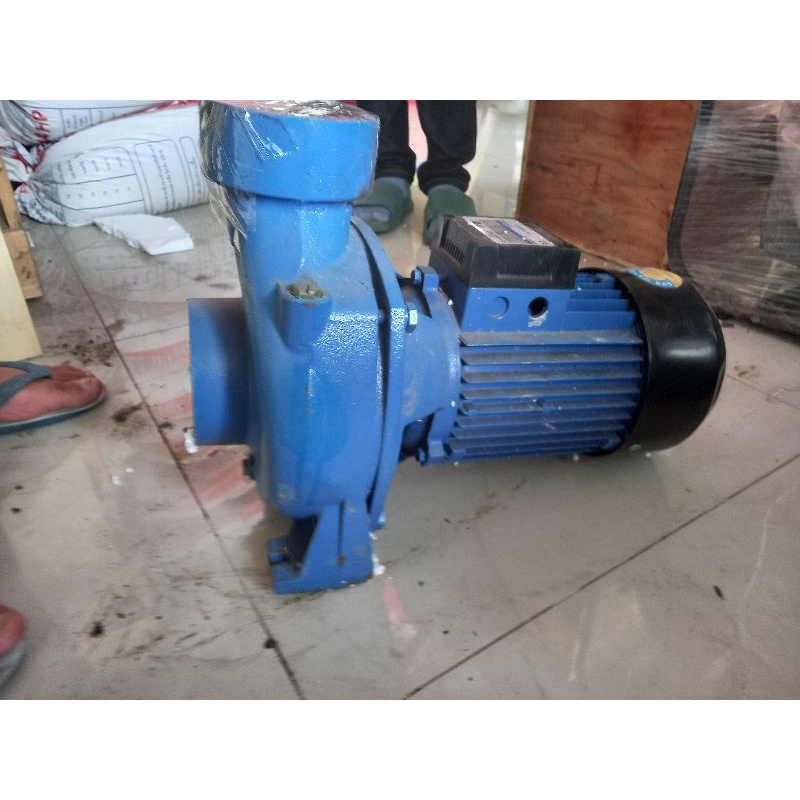 ปั้มน้ำ Venz VM50-125A 5.5hp.380v.