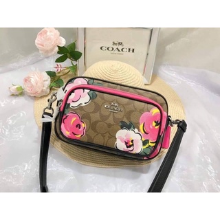 New coach crossbody 🌹ลายดอกไม้ COURT CROSSBODY IN SIGNATURE CANVAS WITH VINTAGE ROSE PRINT