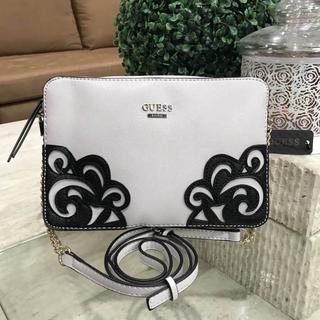 กระเป๋าสะพายทรงเหลี่ยมหนังสวย GUESS CROSSBODY DEVYN BAG 2018