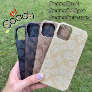 เคสหนัง เรียบหรู งานสวยมาก Coach Classic Monogram Case สำหรับรุ่น New iPhone12